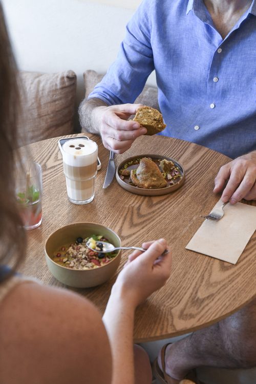 Dessert et café servis pendant un brunch chez Dip Honest Food Annecy